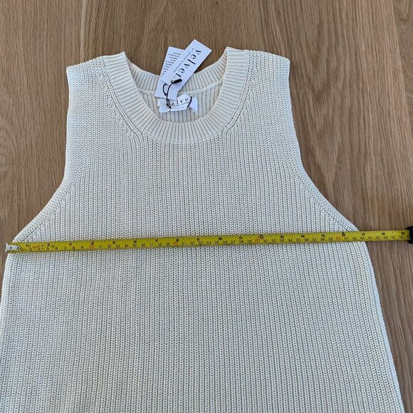 Velvet by Graham & Spencer Muna Sweater Vest - Picture 10 of 11